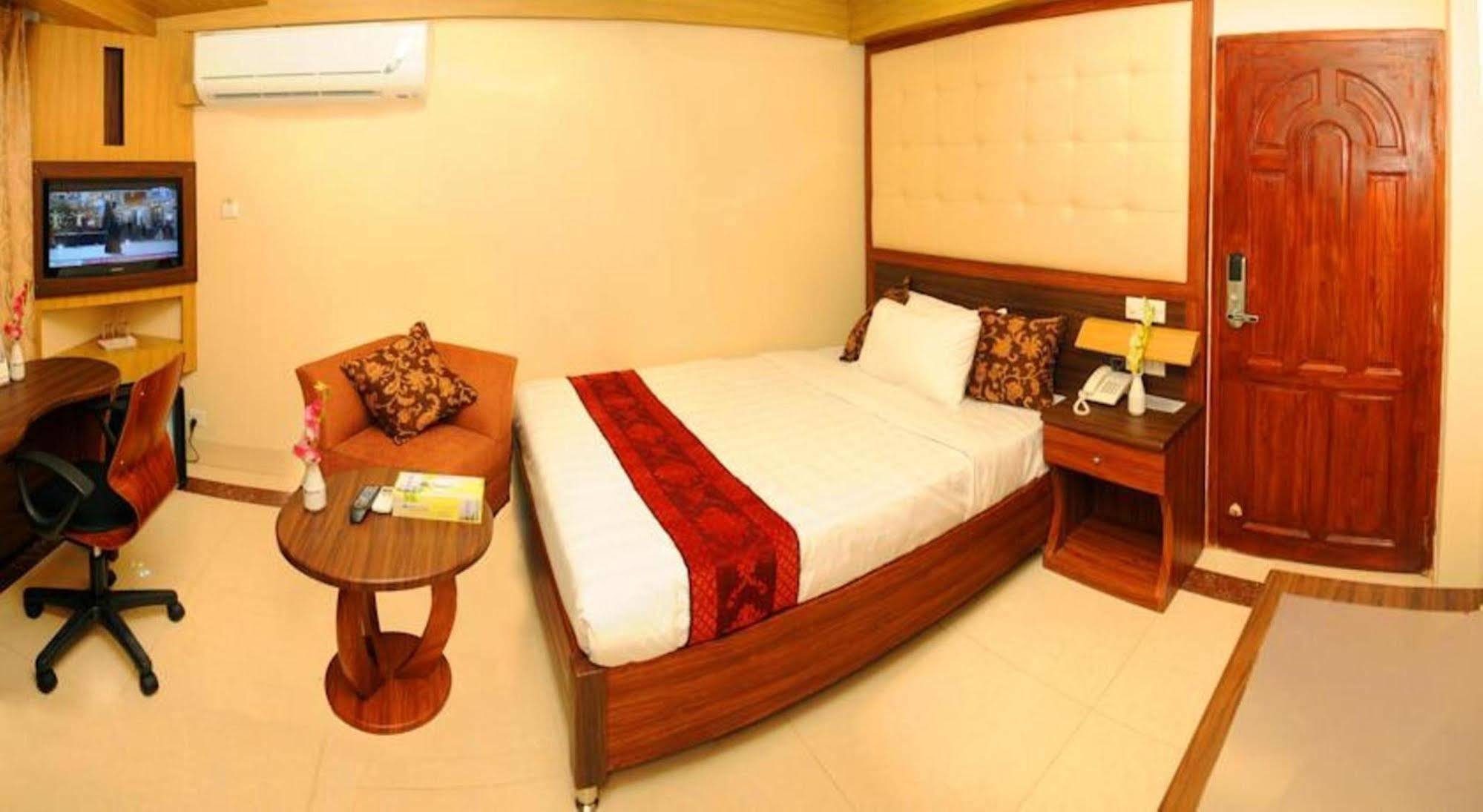 Marino Hotel - Best Near Airport Dhaka Zewnętrze zdjęcie