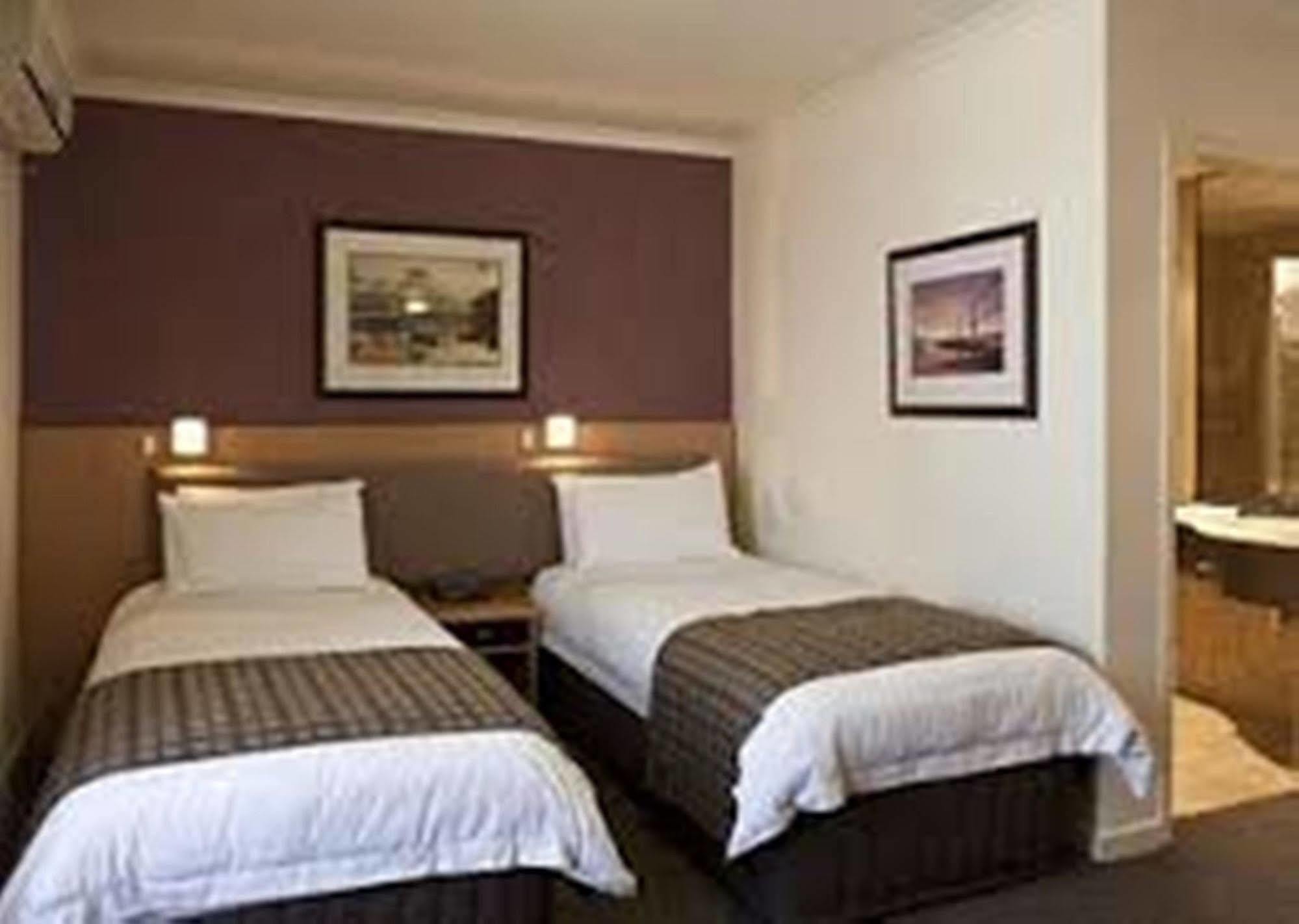 Marino Hotel - Best Near Airport Dhaka Zewnętrze zdjęcie