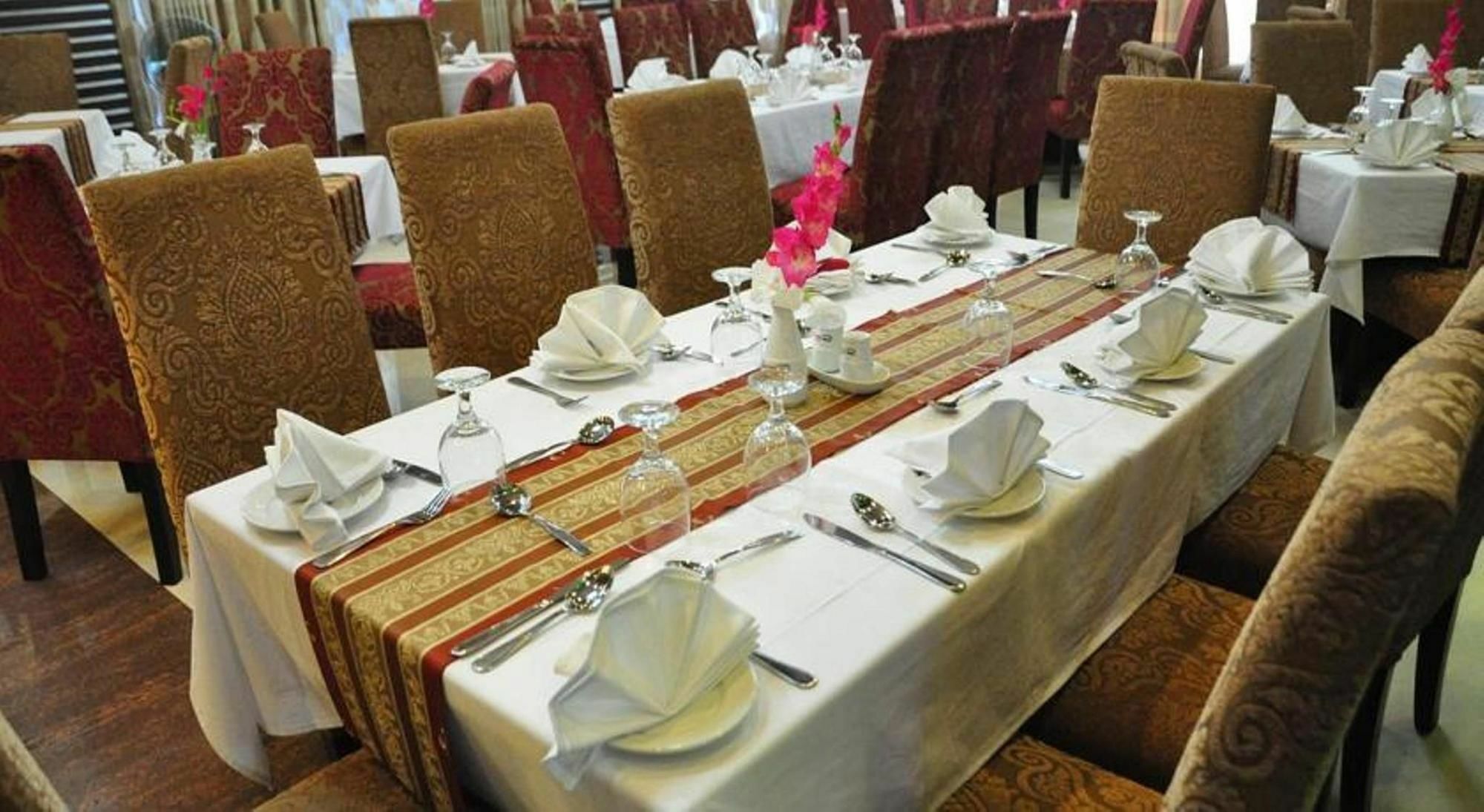 Marino Hotel - Best Near Airport Dhaka Zewnętrze zdjęcie